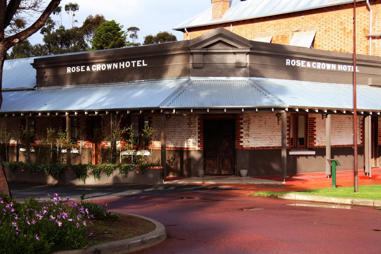 Rose & Crown Hotel Perth Buitenkant foto