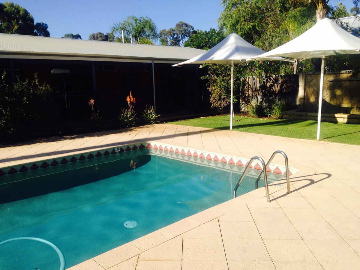 Rose & Crown Hotel Perth Buitenkant foto